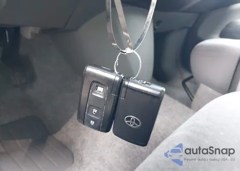 2006 Toyota Prius from USA, damaged, VIN JTDKB20U767060892